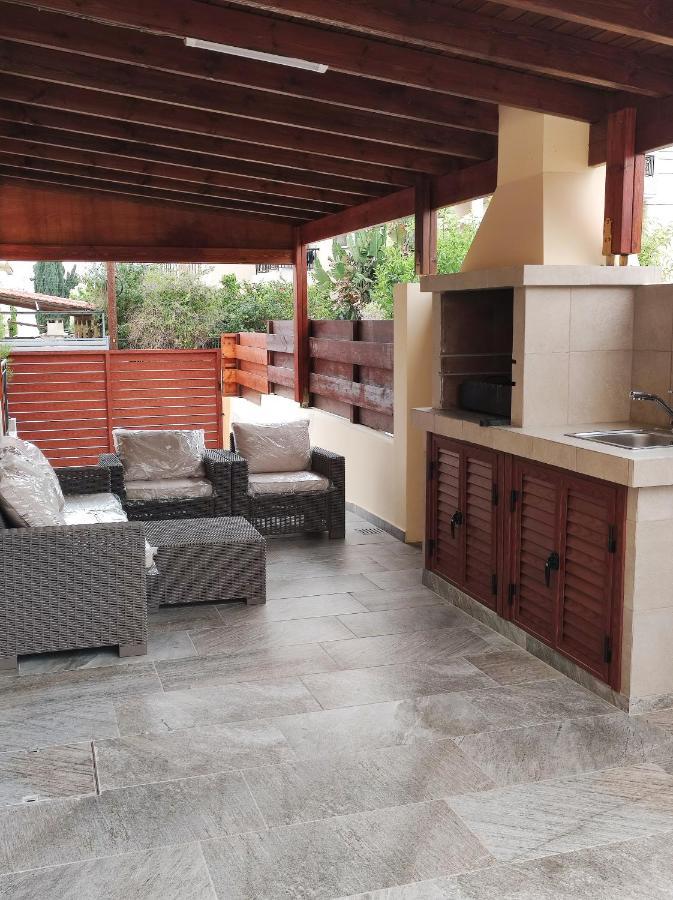 Villa Rina Paphos Ngoại thất bức ảnh