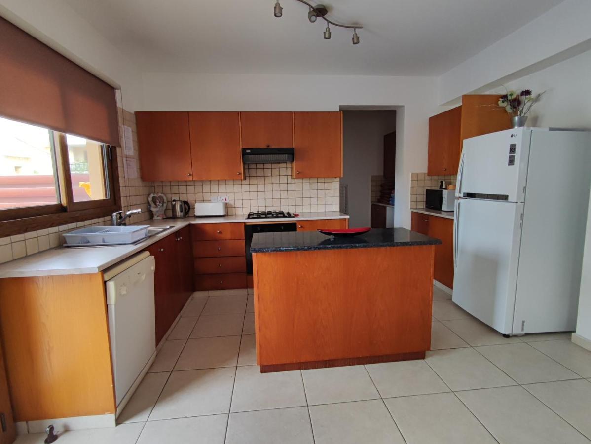 Villa Rina Paphos Ngoại thất bức ảnh