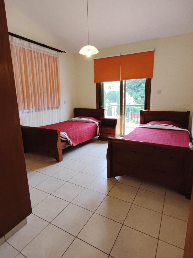Villa Rina Paphos Ngoại thất bức ảnh