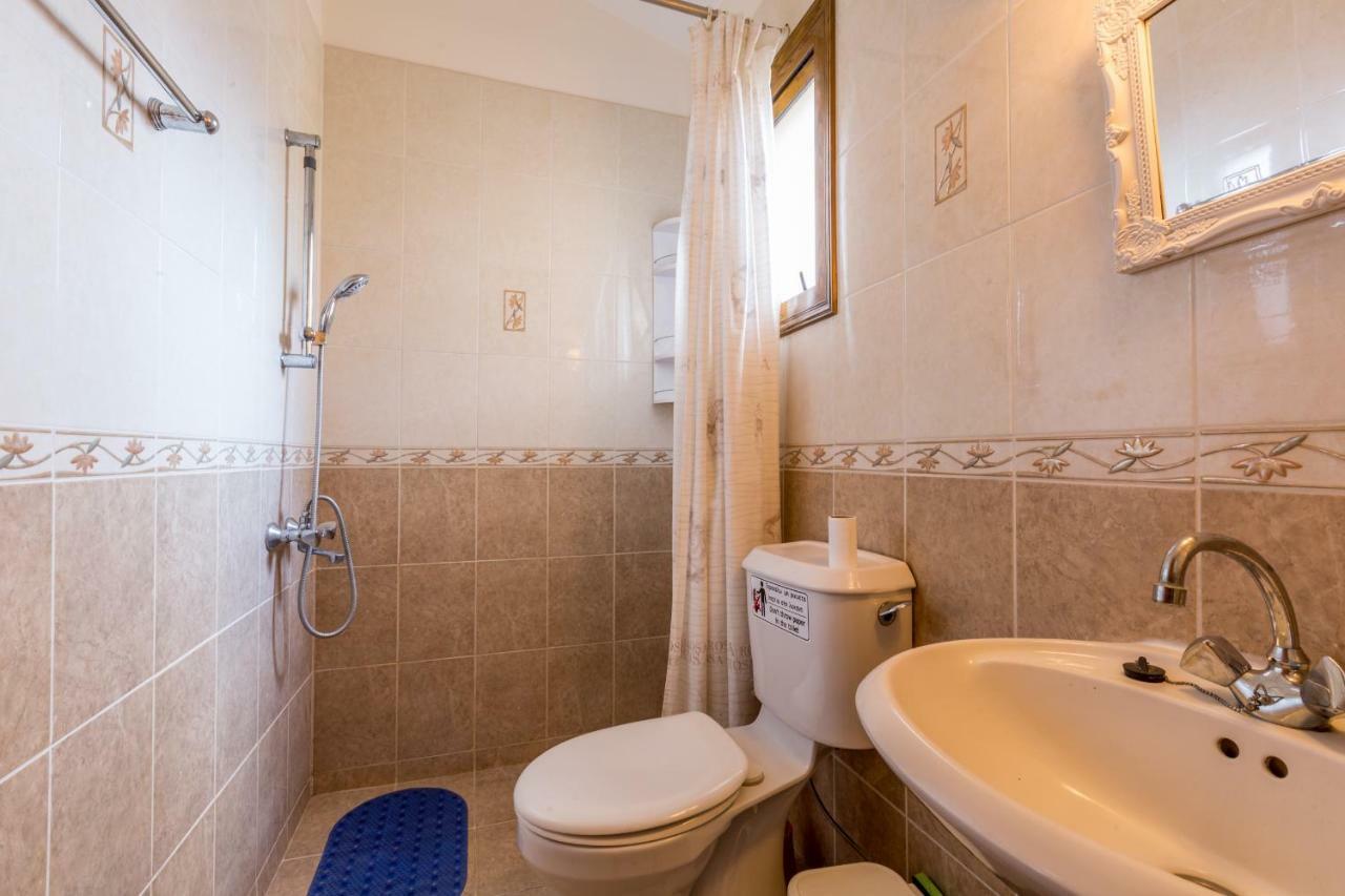 Villa Rina Paphos Ngoại thất bức ảnh